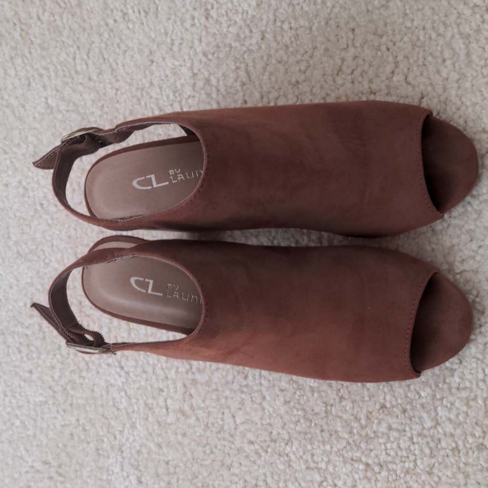 Chinese Laundry Cinnamon Suede Peep-Toe Bootie (Size 7.5) - Picture 2 of 7